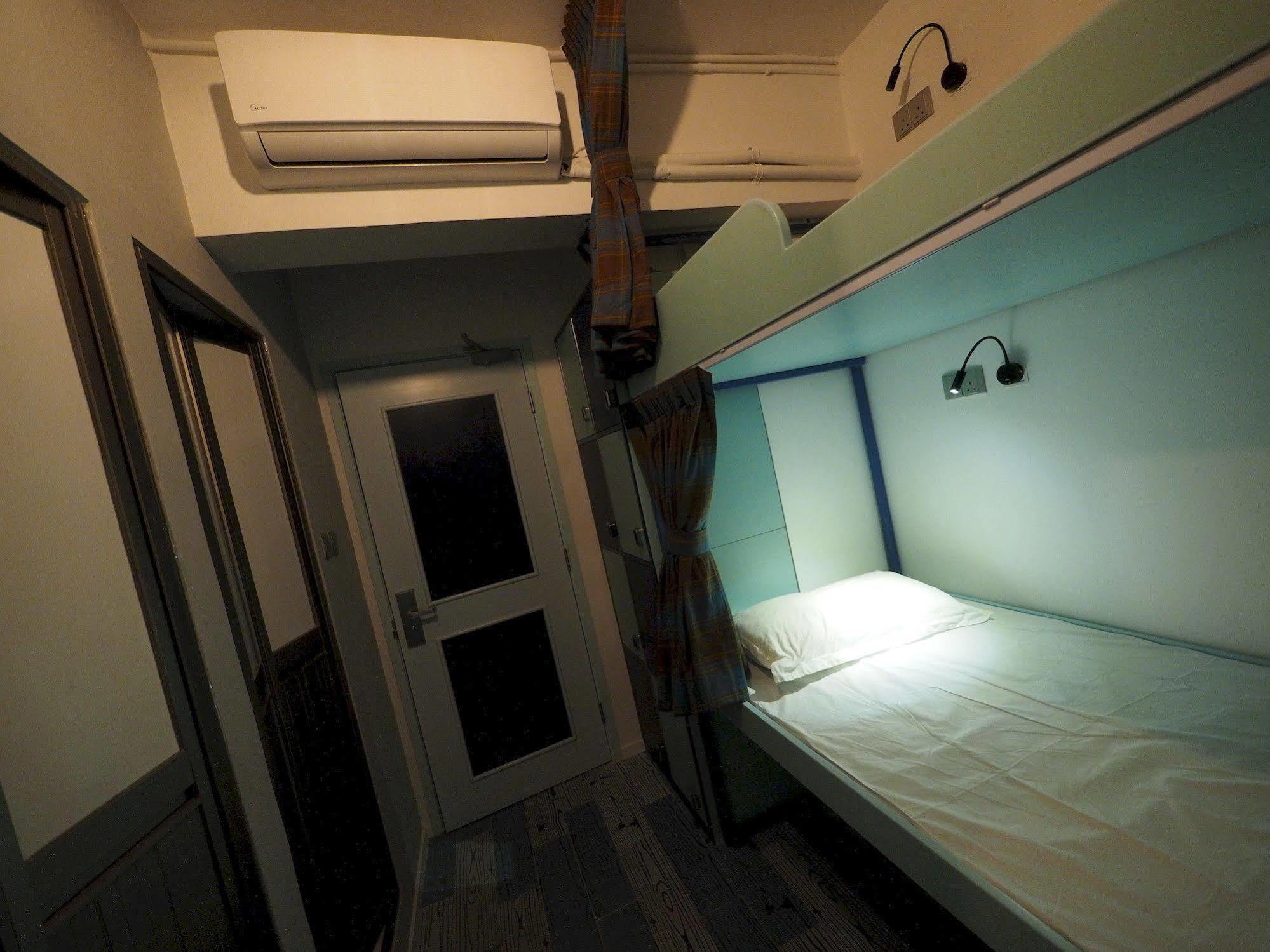Panda'S Hostel - Hot Dog Bus Hongkong Eksteriør billede